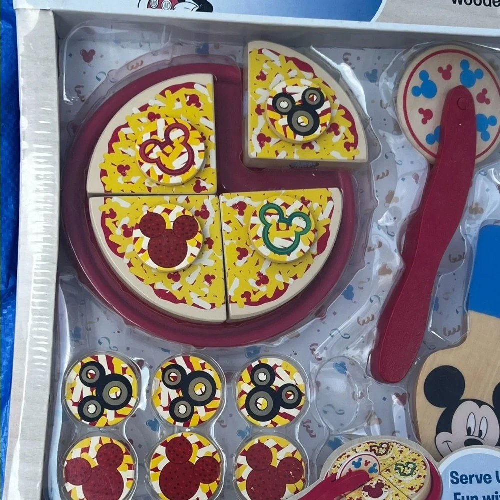 Melissa &Doug Disney Mickey Mouse Clubhouse Pizza & Cake Play Set